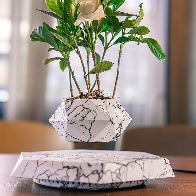 Levitating - Magnetic Floating Marble Pot ©